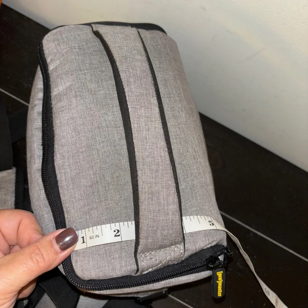 ProMaster Impulse 7244 | Gray Padded Camera Bag w‎ Shoulder Strap and Rain Cover